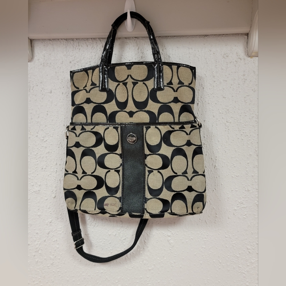 Coach - Women's Foldable/Expanding Logo Crossbody Purse